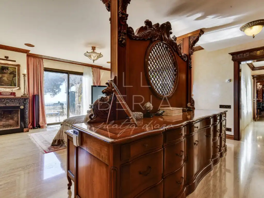 Habitación de Casa o chalet en venta en Castell d'Aro, Platja d'Aro i s'Agaró con Aire acondicionado, Calefacción y Jardín privado