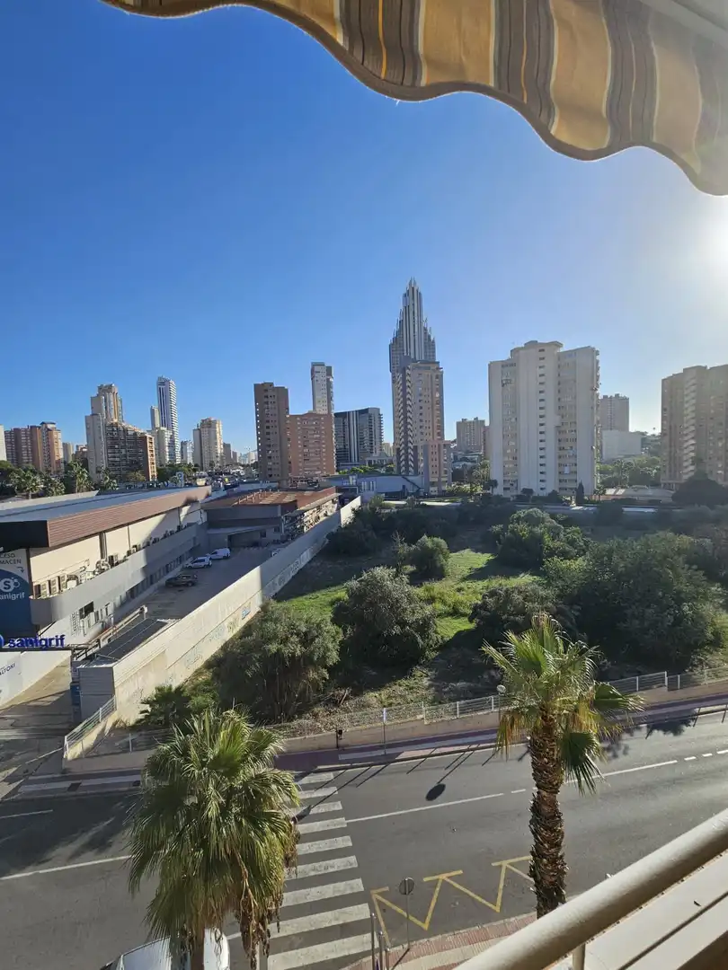 Vista exterior de Piso en venta en Finestrat con Domótica