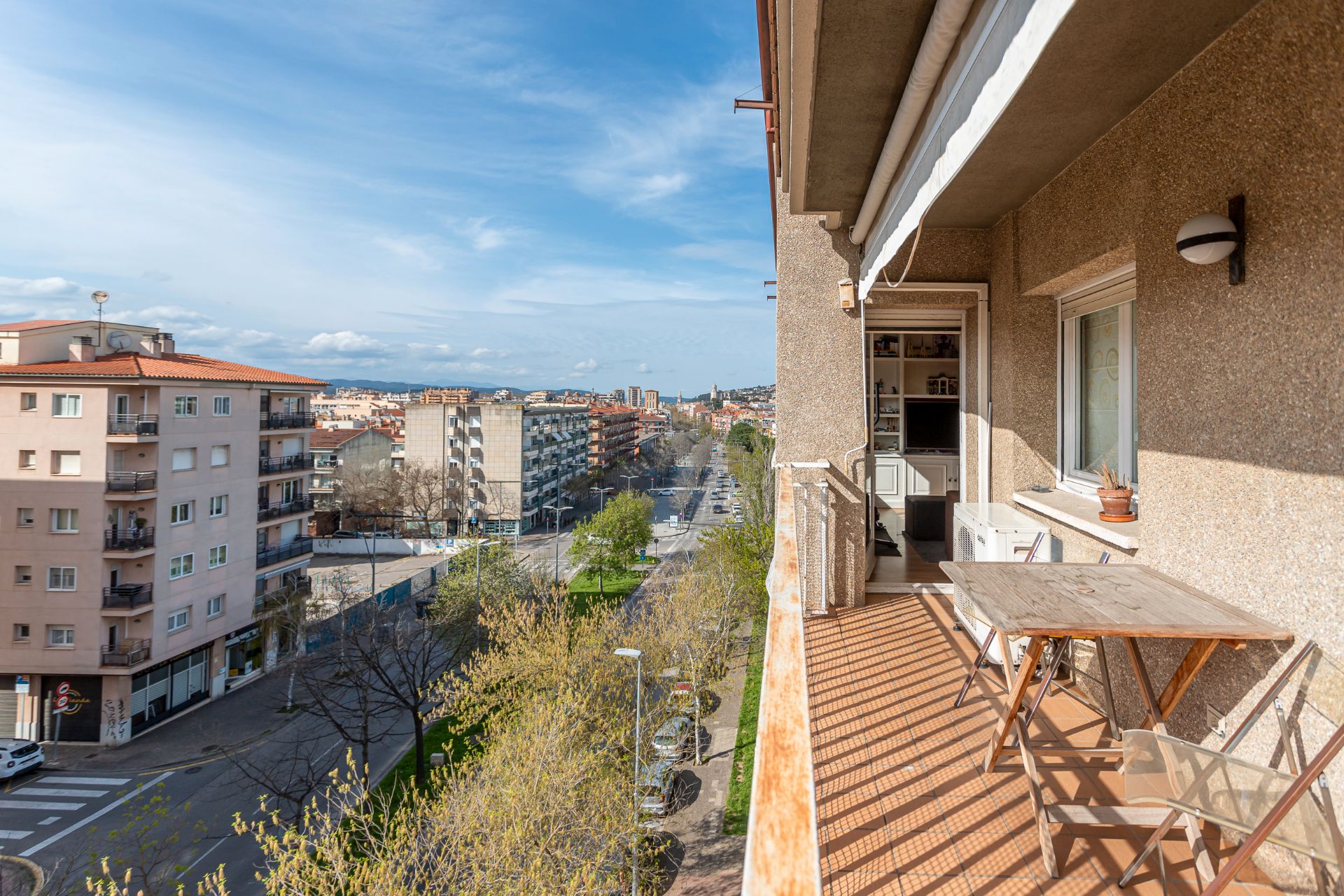 Terrassa de Pis en venda en Girona Capital amb Aire condicionat, Calefacció i Jardí privat
