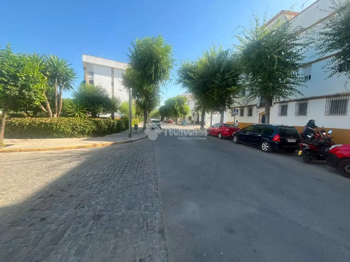Vista exterior de Pis en venda en Écija