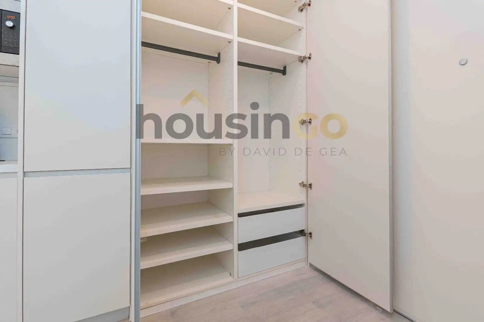 Schlafzimmer von Wohnung zum Verkauf in  Madrid Capital mit Klimaanlage, Heizung und Möbliert