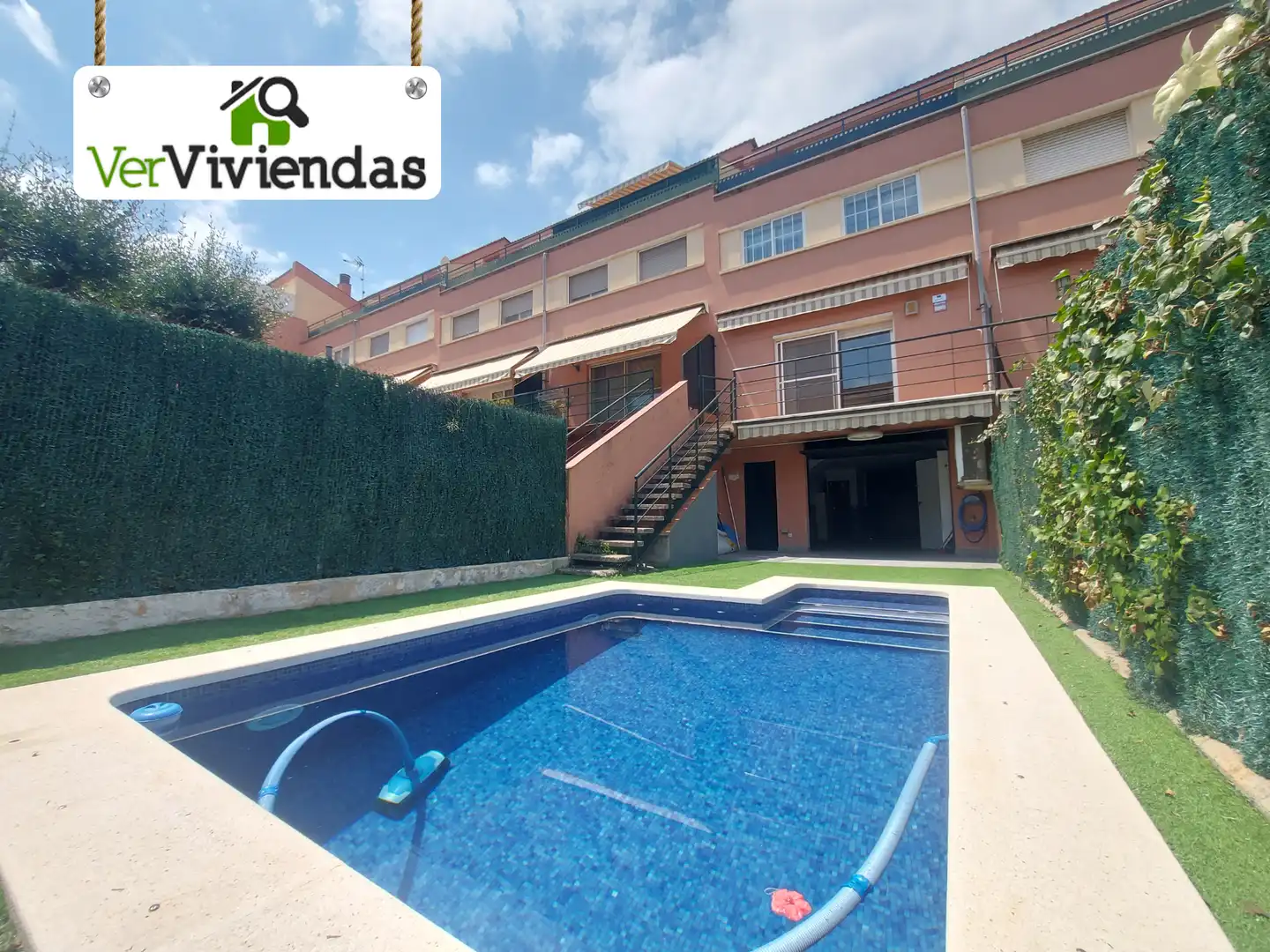 Jardín de Casa adosada en venta en Martorell con Aire acondicionado, Calefacción y Jardín privado