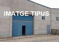 Foto 2 de Terreno industrial en venta en Campllong, Girona