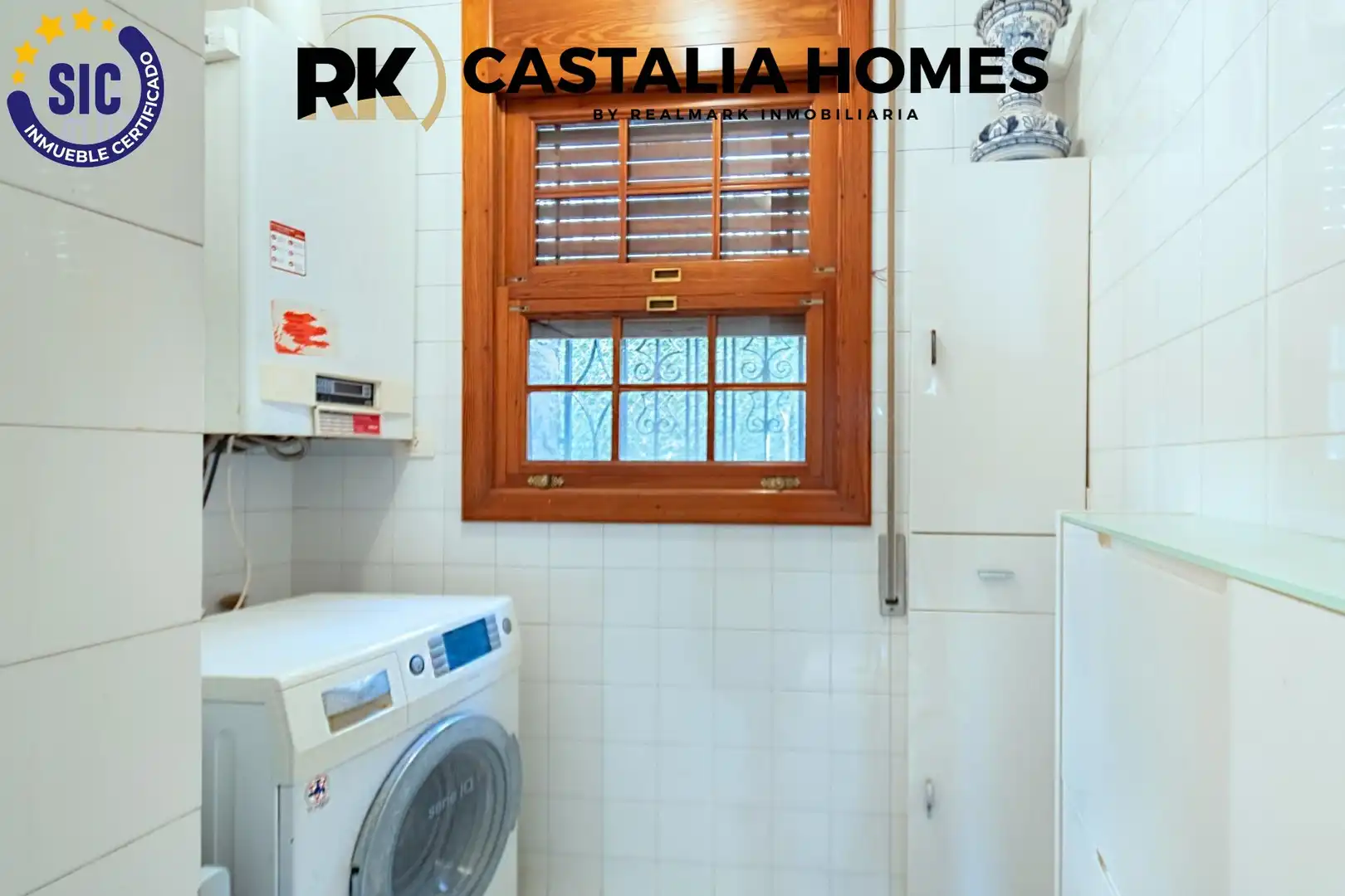 Cocina de Casa o chalet en venta en Castellón de la Plana / Castelló de la Plana con Calefacción, Jardín privado y Parquet