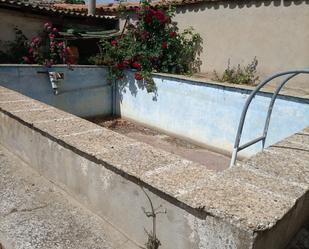 Swimming pool of House or chalet for sale in Manzaneque  with Furnished