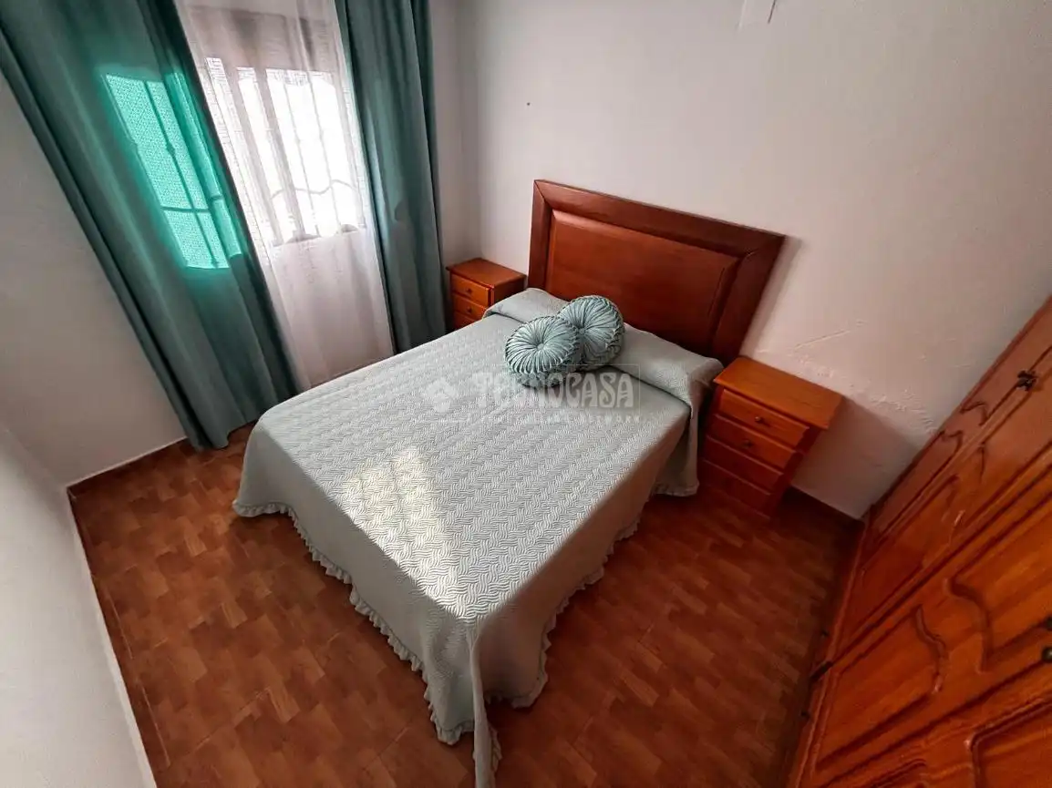 Dormitori de Casa o xalet en venda en Badajoz amb Aire condicionat i Terrassa