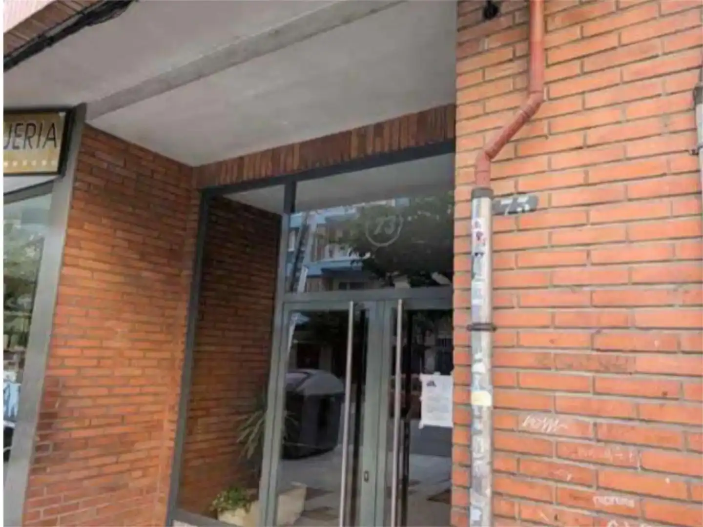 Vista exterior de Pis en venda en Vigo  amb Parquet, Traster i Moblat