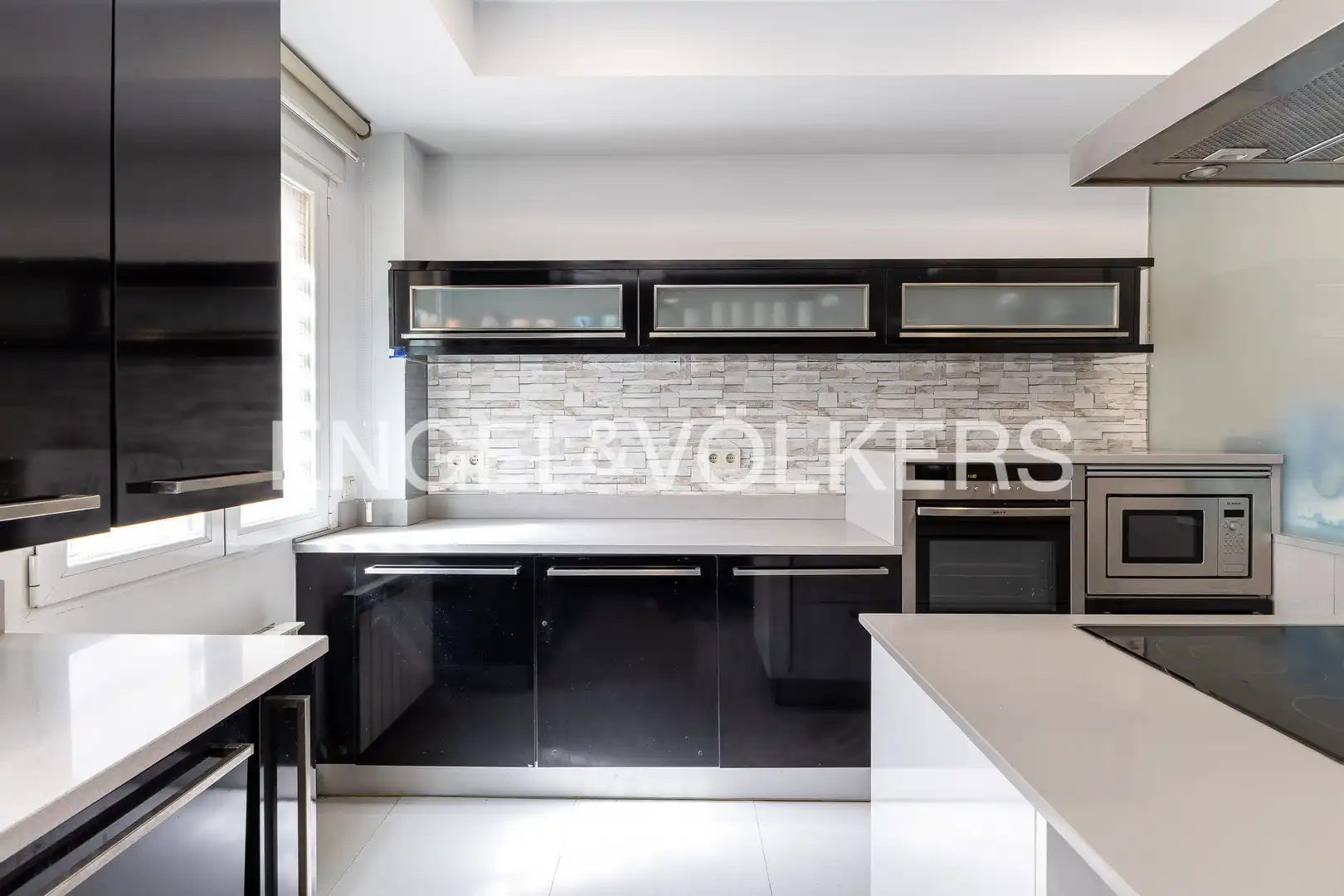 Kitchen of Flat for rent in Madrid  with Air Conditioner, Heating and Parquet flooring