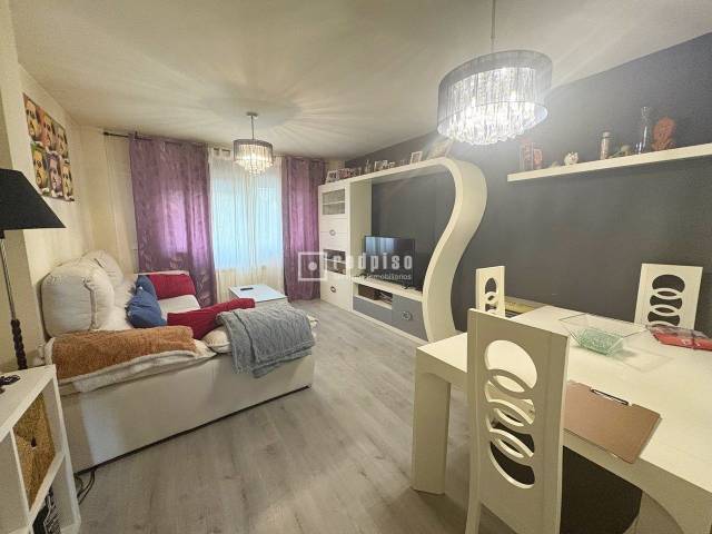 Piso en Venta en VILLABLANCA en Ambroz