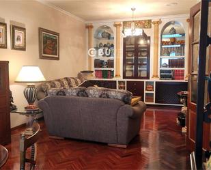 Living room of Single-family semi-detached for sale in Teo  with Swimming Pool