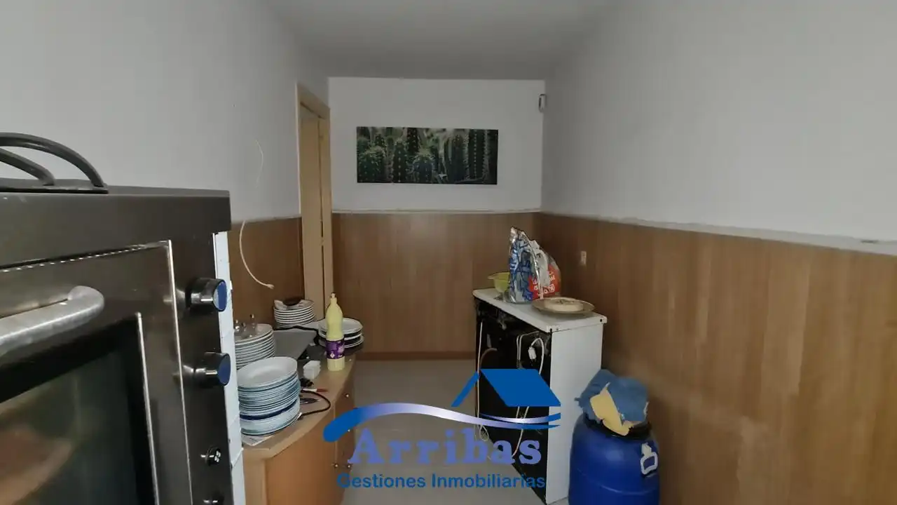 Local en venta en Hormigos con Aire acondicionado y Calefacción