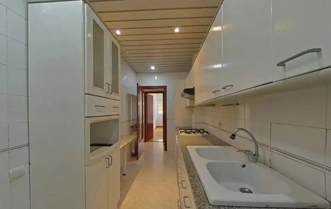 Cocina de Piso en venta en Terrassa con Trastero
