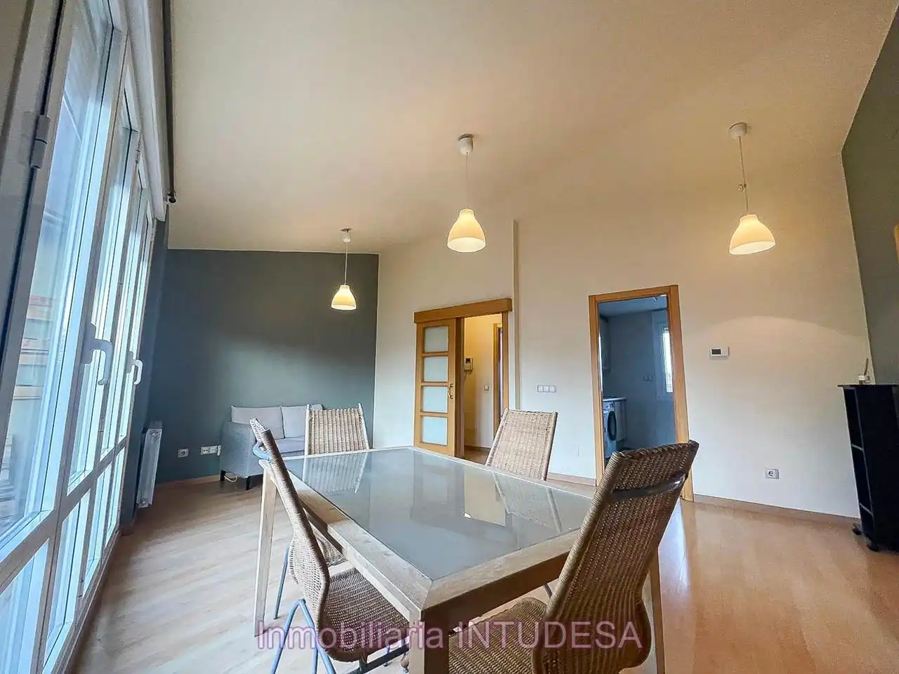 Appartamento con ascensore in vendita a Calle Monasterio de la Oliva, imagen 2