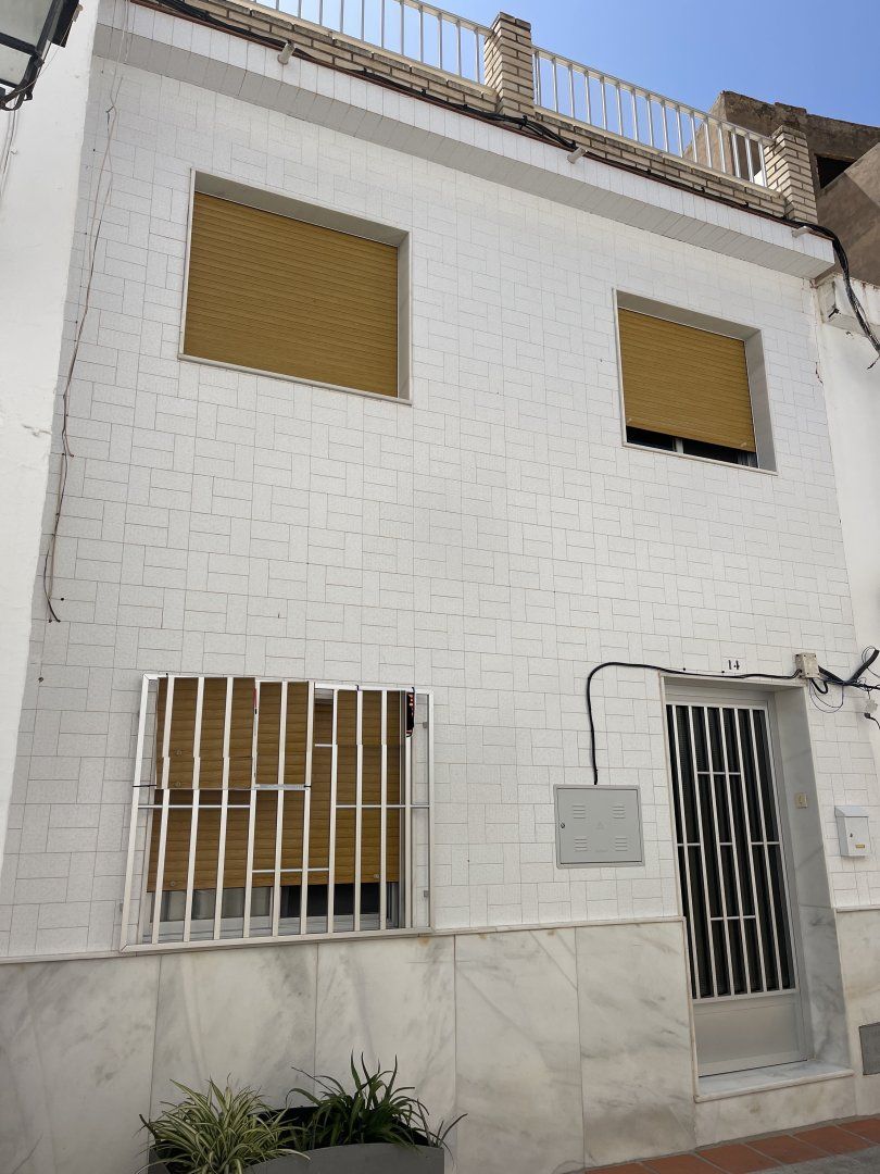 Vista exterior de Casa o xalet en venda en Molvízar amb Terrassa i Moblat