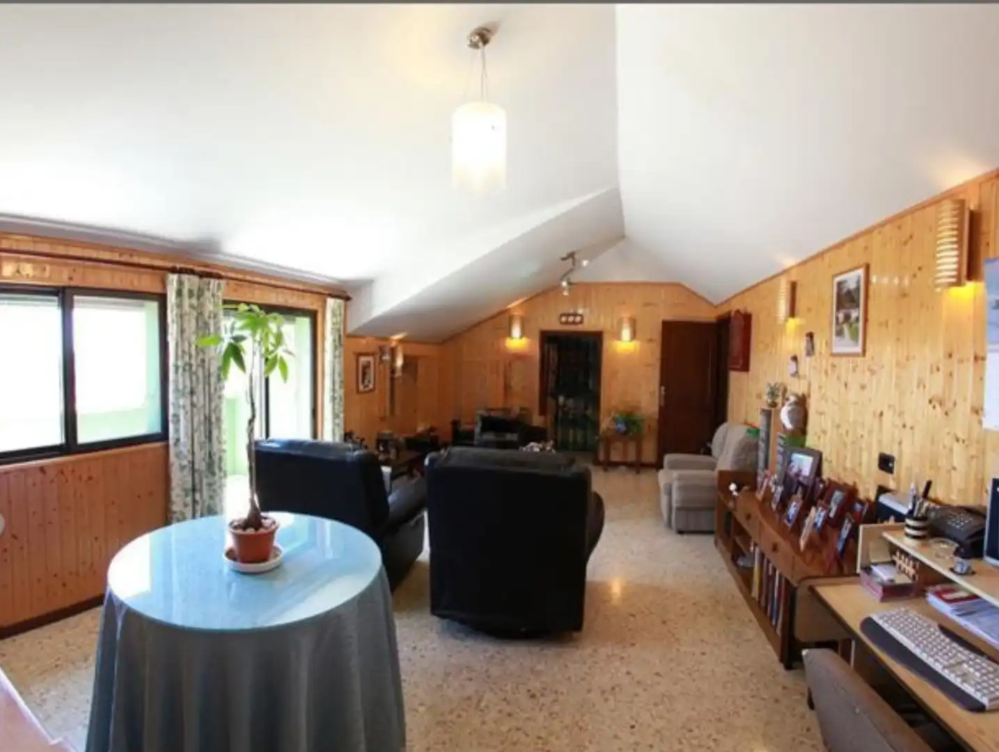 Sala d'estar de Casa o xalet en venda en Santa Brígida amb Aire condicionat, Calefacció i Terrassa