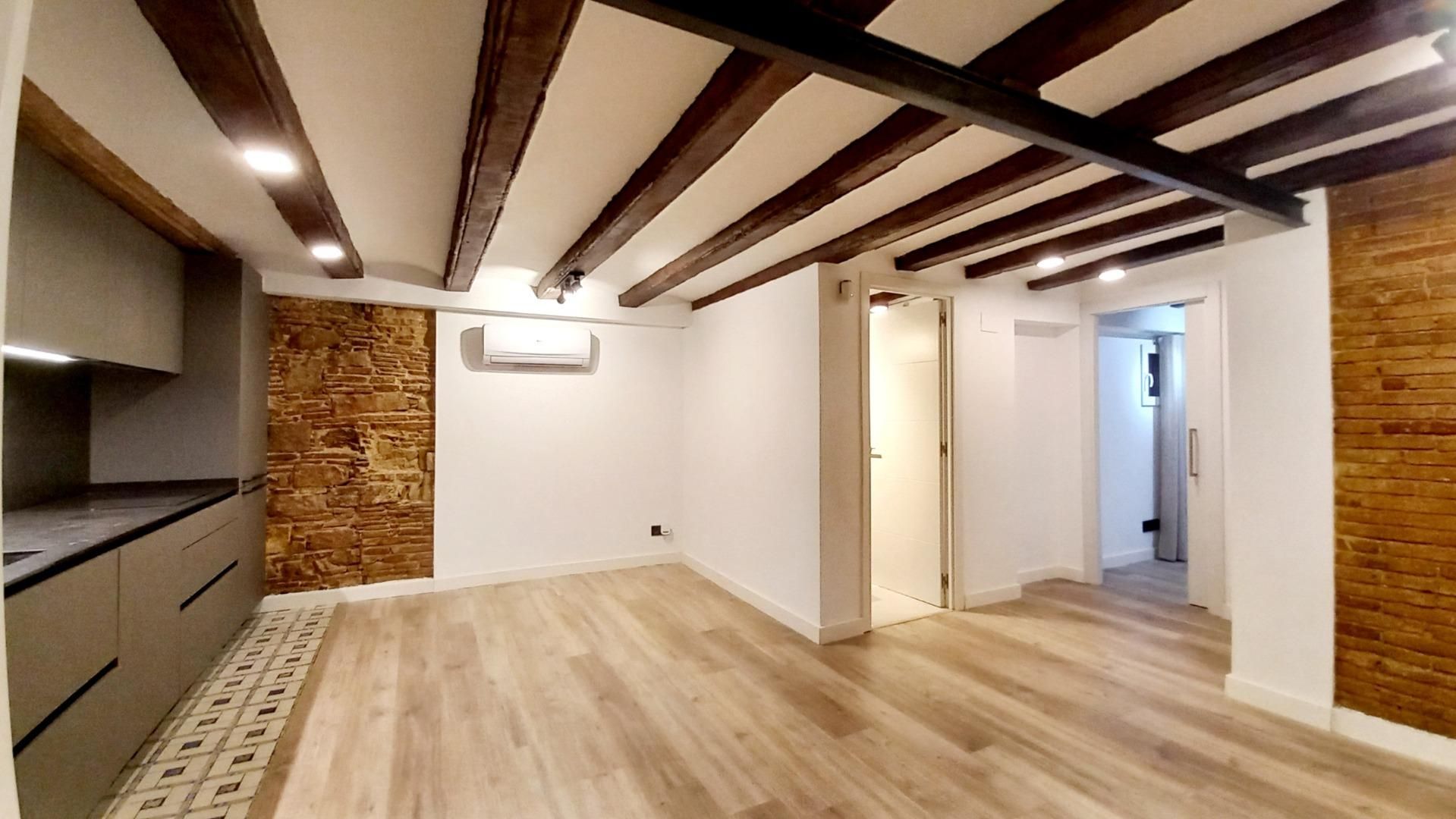 Oficina de alquiler en Sant Pere, Sta. Caterina i la Ribera, Ciutat Vella