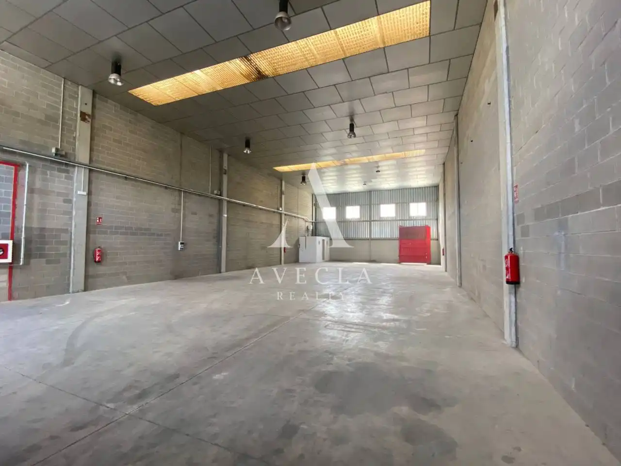 Nave industrial de alquiler en Bigues i Riells del Fai con Calefacción