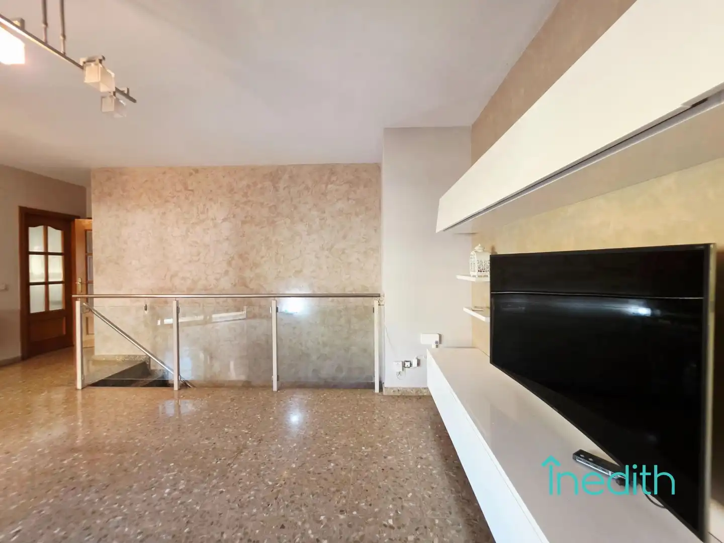 Sala de estar de Piso en venta en Viladecans con Aire acondicionado, Calefacción y Terraza