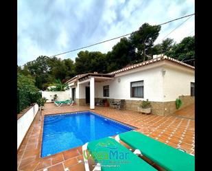 Exterior view of Country house to rent in Almuñécar  with Terrace and Swimming Pool
