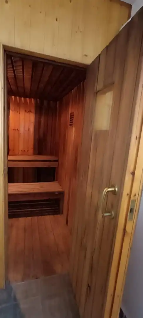 Casa o xalet en venda en Oleiros amb Calefacció, Terrassa i Balcó