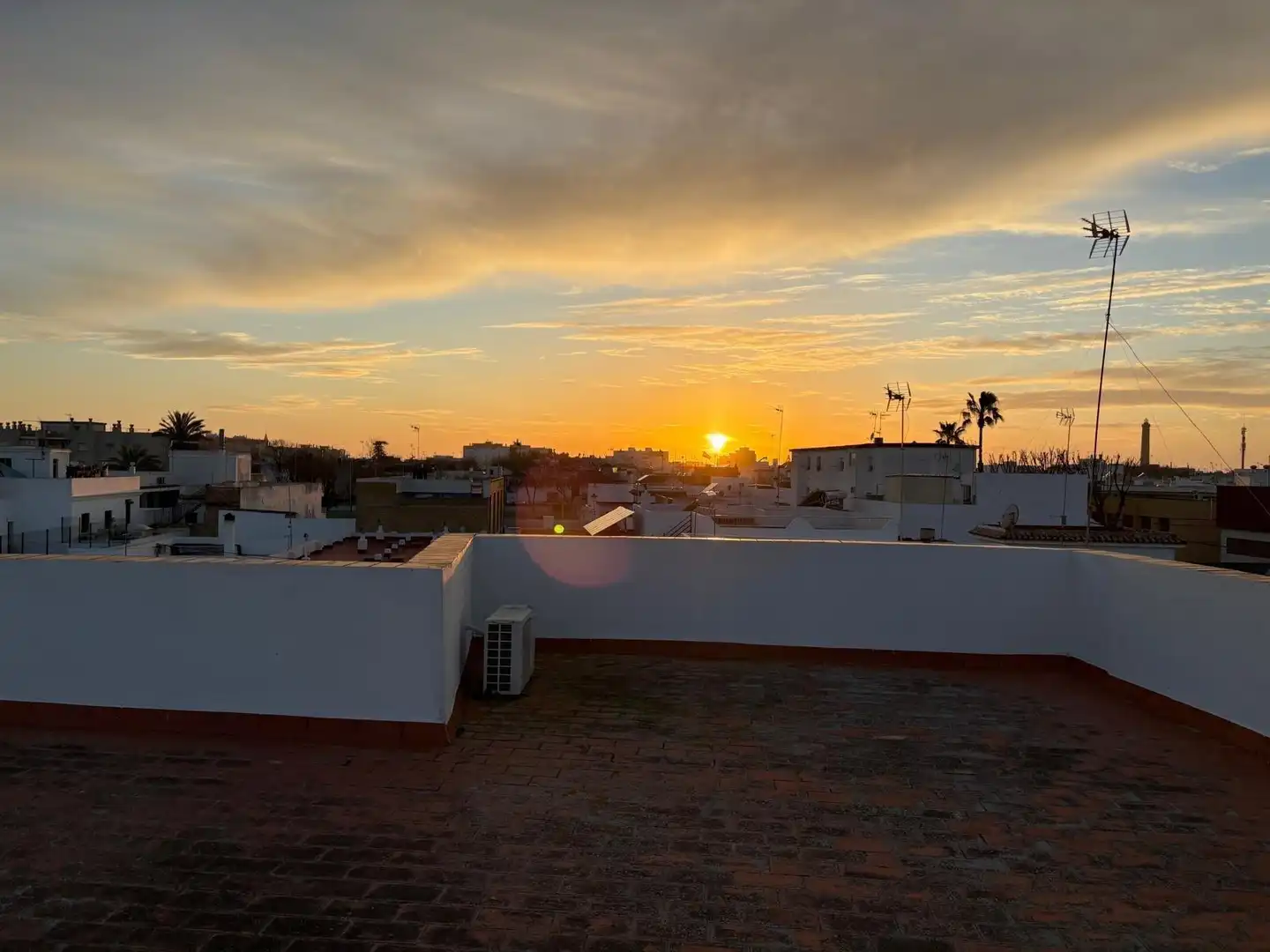 Vista exterior de Piso en venta en Chipiona