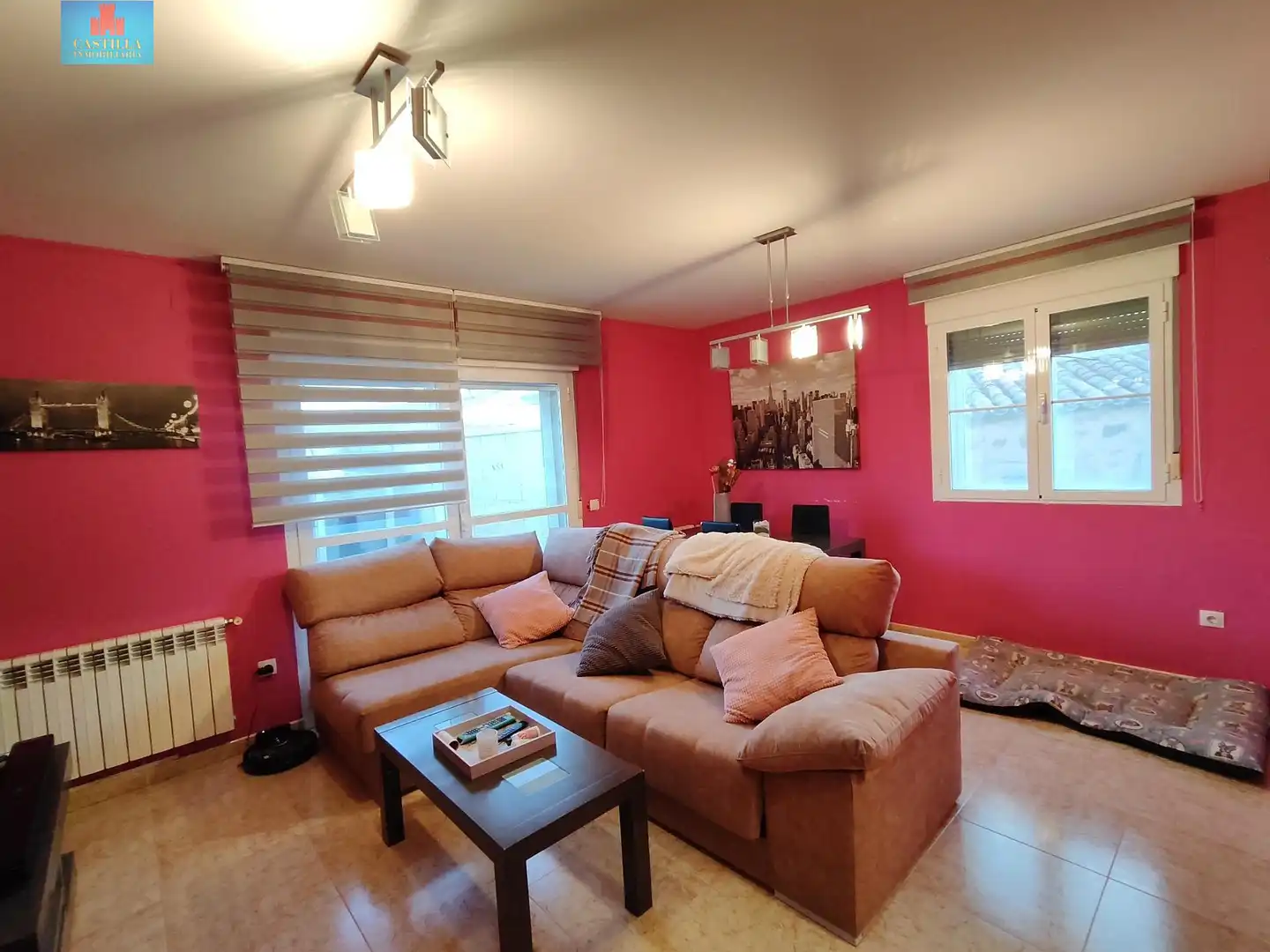 Sala de estar de Casa adosada en venta en Berrocalejo de Aragona con Calefacción, Terraza y Trastero