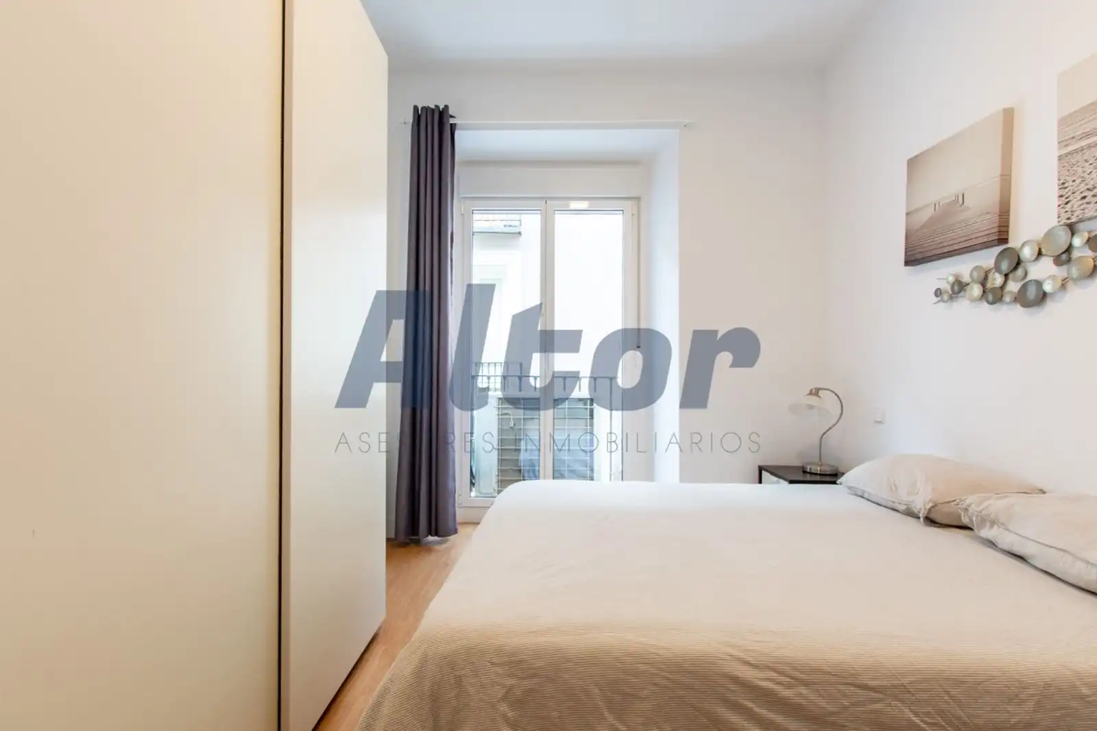 Wohnung zur Miete in DE LA MADERA, Universidad - Malasaña
