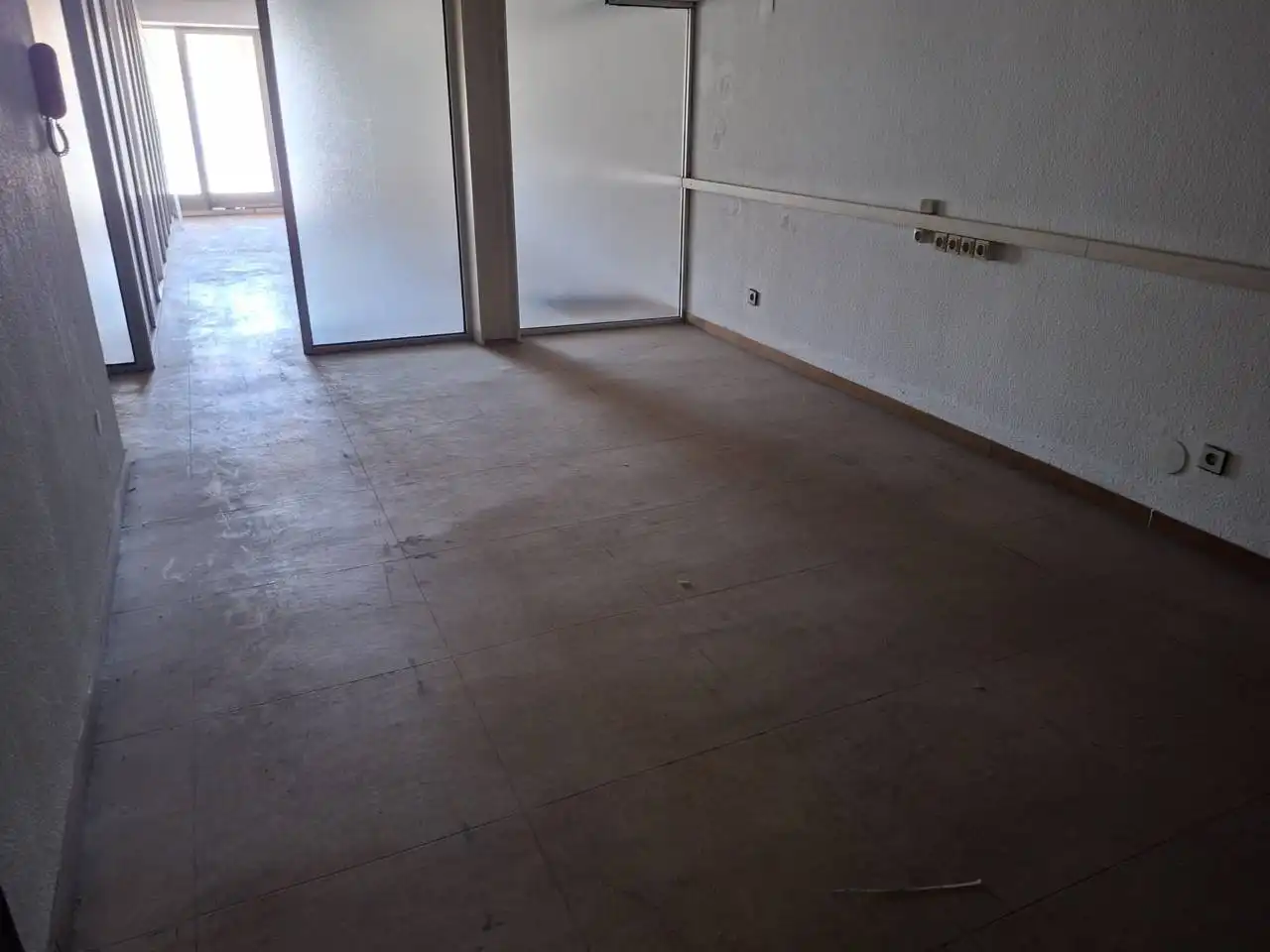 Oficina en venda en Montcada i Reixac