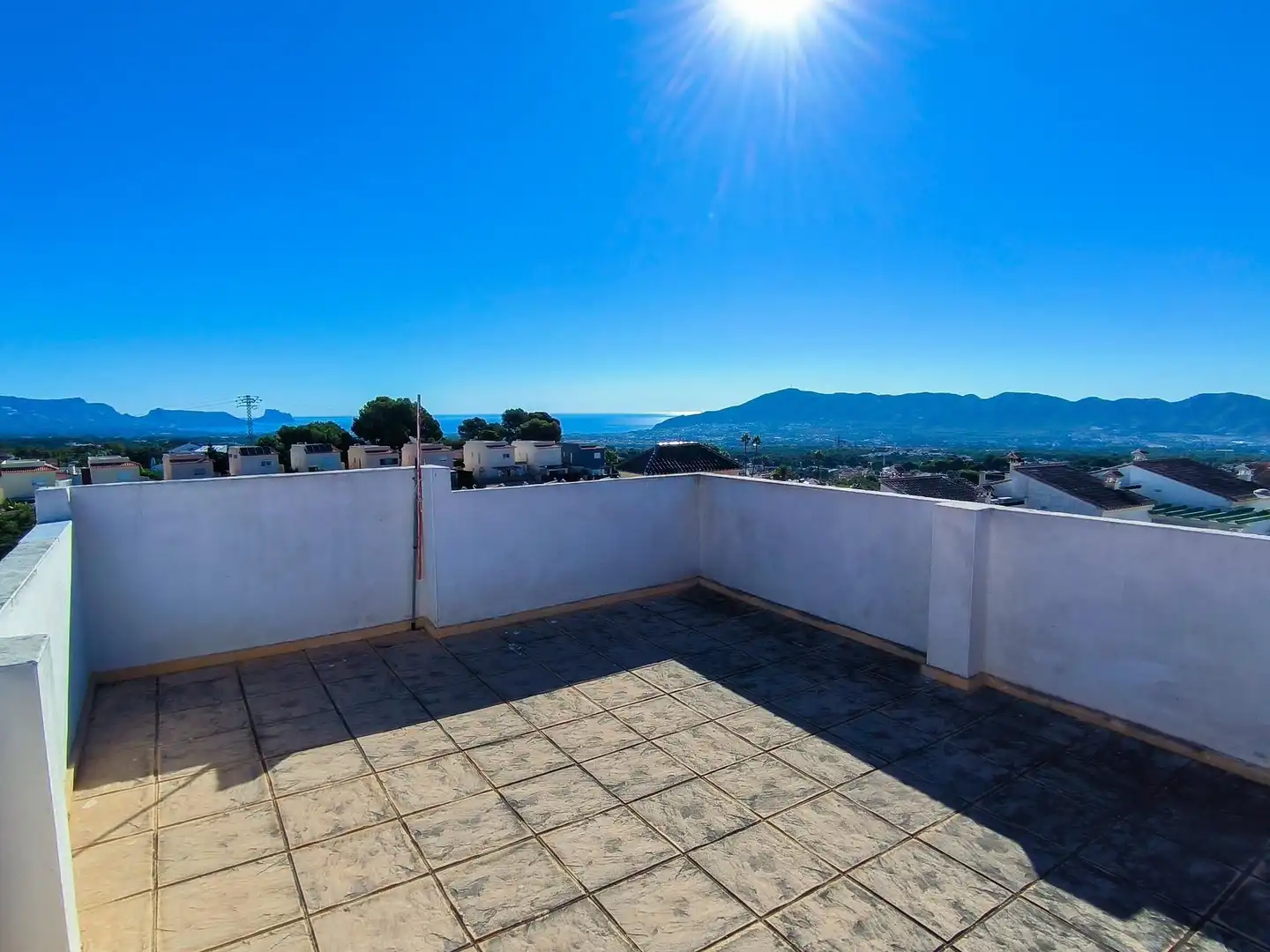 Maison avec piscine à vendre à venida Coloma, imagen 3