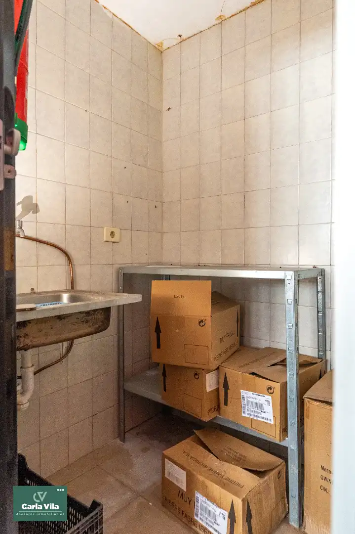 Kitchen of Commercial properties for sale in Lugo