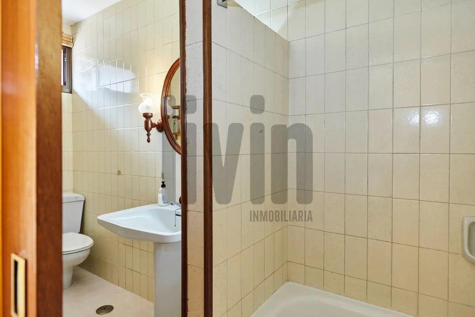 Baño de Piso en venta en Jaén con Aire acondicionado, Calefacción y Terraza