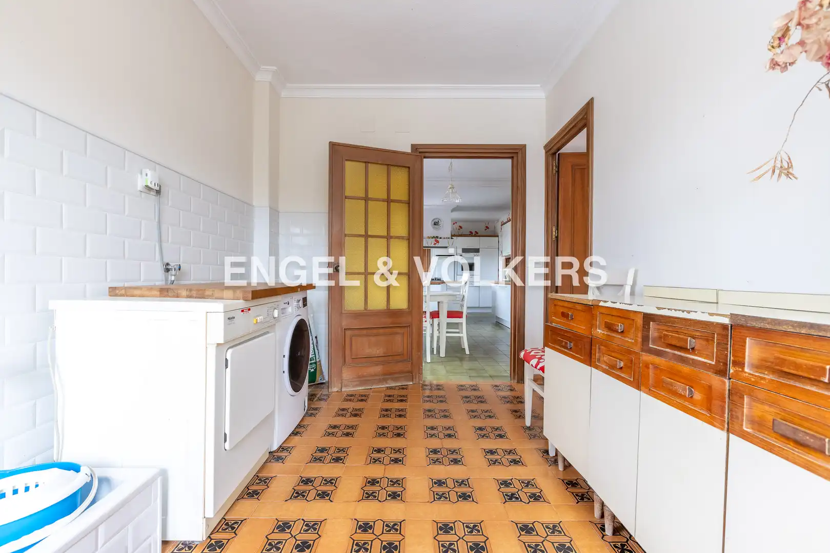 Casa rústica amb terrassa en venda a Sanlúcar la Mayor, imagen 17