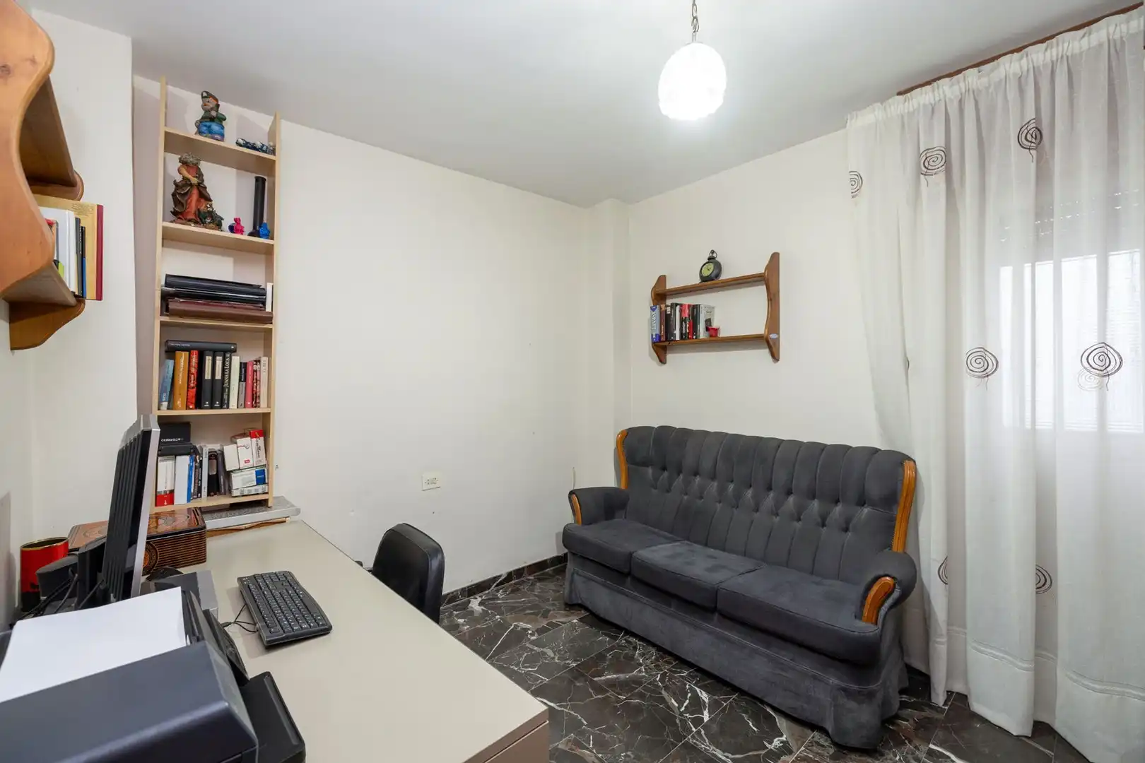 Sala de estar de Casa adosada en venta en Motril con Aire acondicionado, Calefacción y Terraza