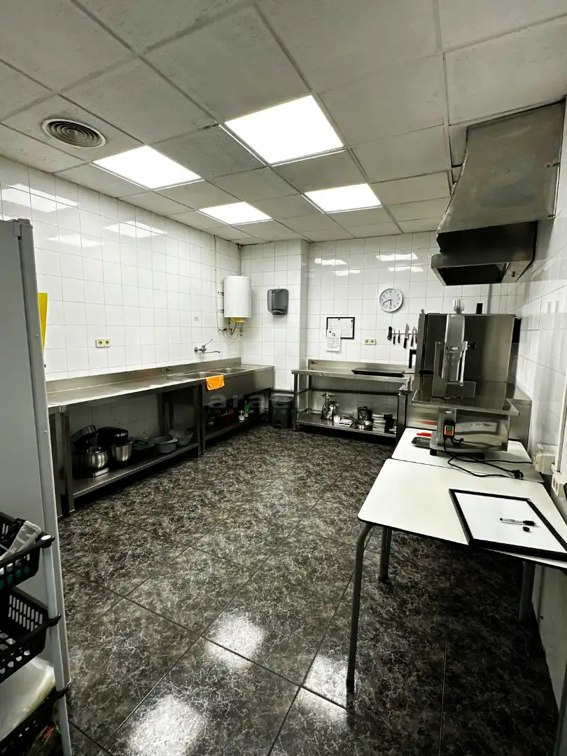 Business premises for sale in Eixample, imagen 2
