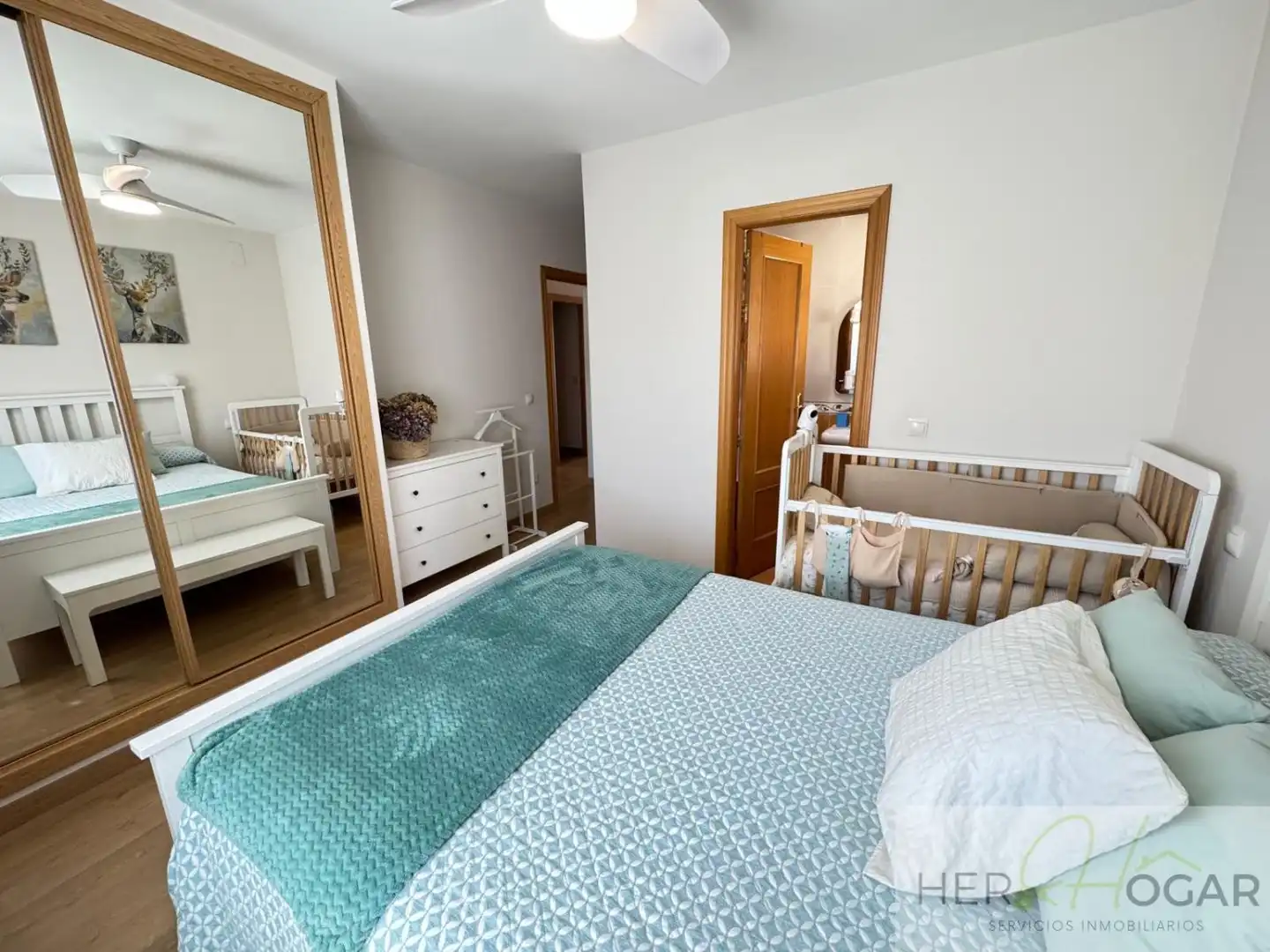 Habitación de Casa o chalet en venta en Burguillos de Toledo con Aire acondicionado, Calefacción y Jardín privado
