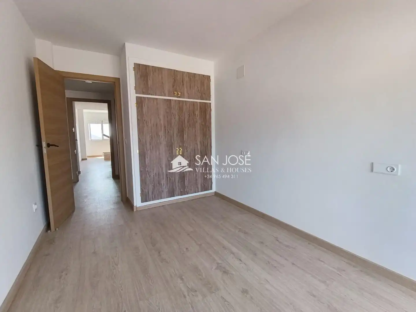 Habitación de Piso en venta en Monóvar  / Monòver con Amueblado y Balcón