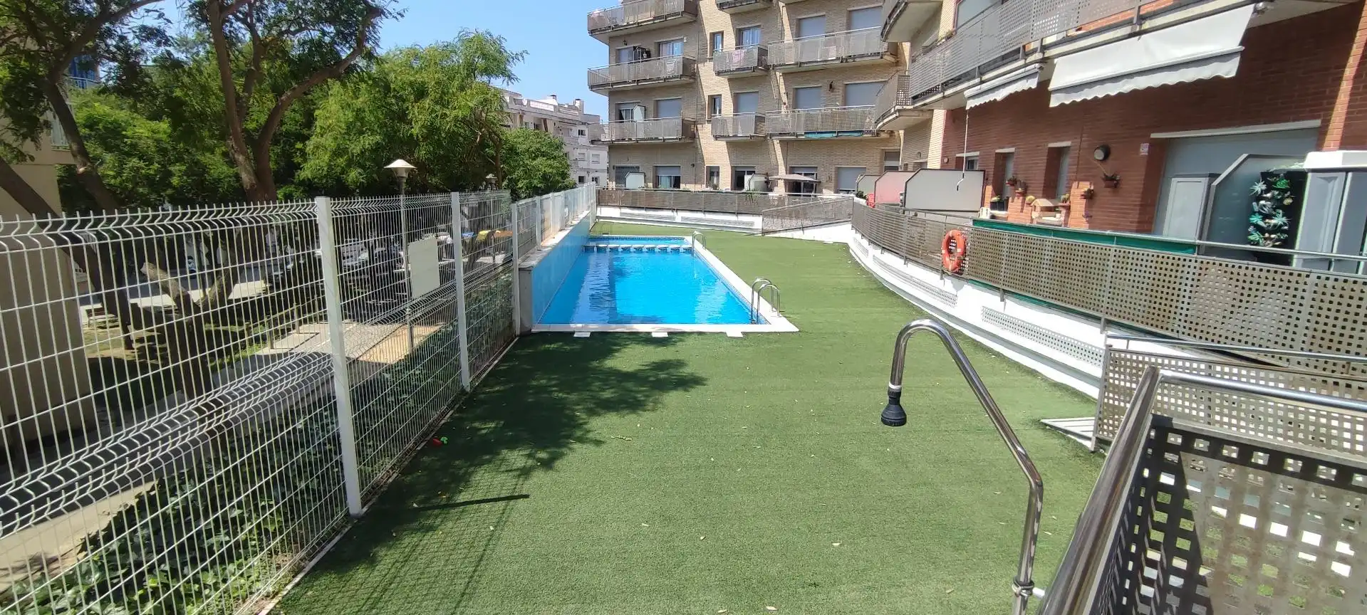 Piscina de Planta baja en venta en Blanes con Piscina comunitaria