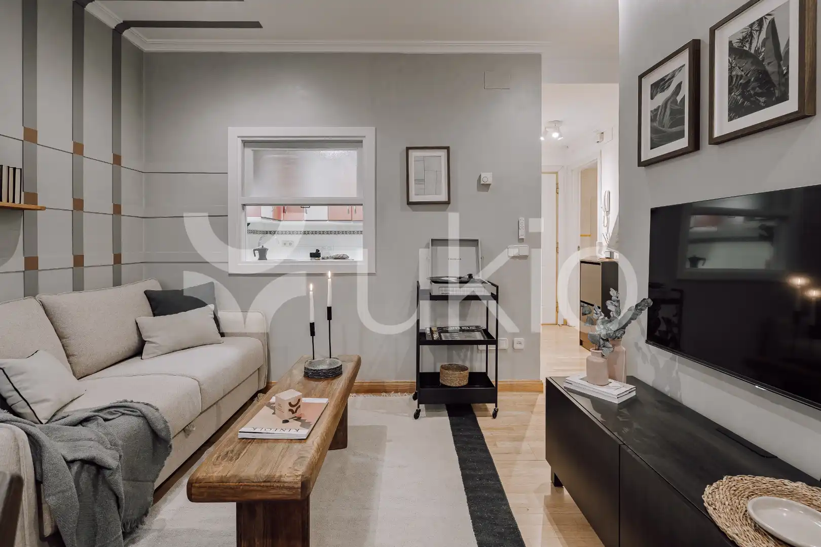 Living room of Apartments for rent in Madrid  with Heating, Furnished and Washing machine