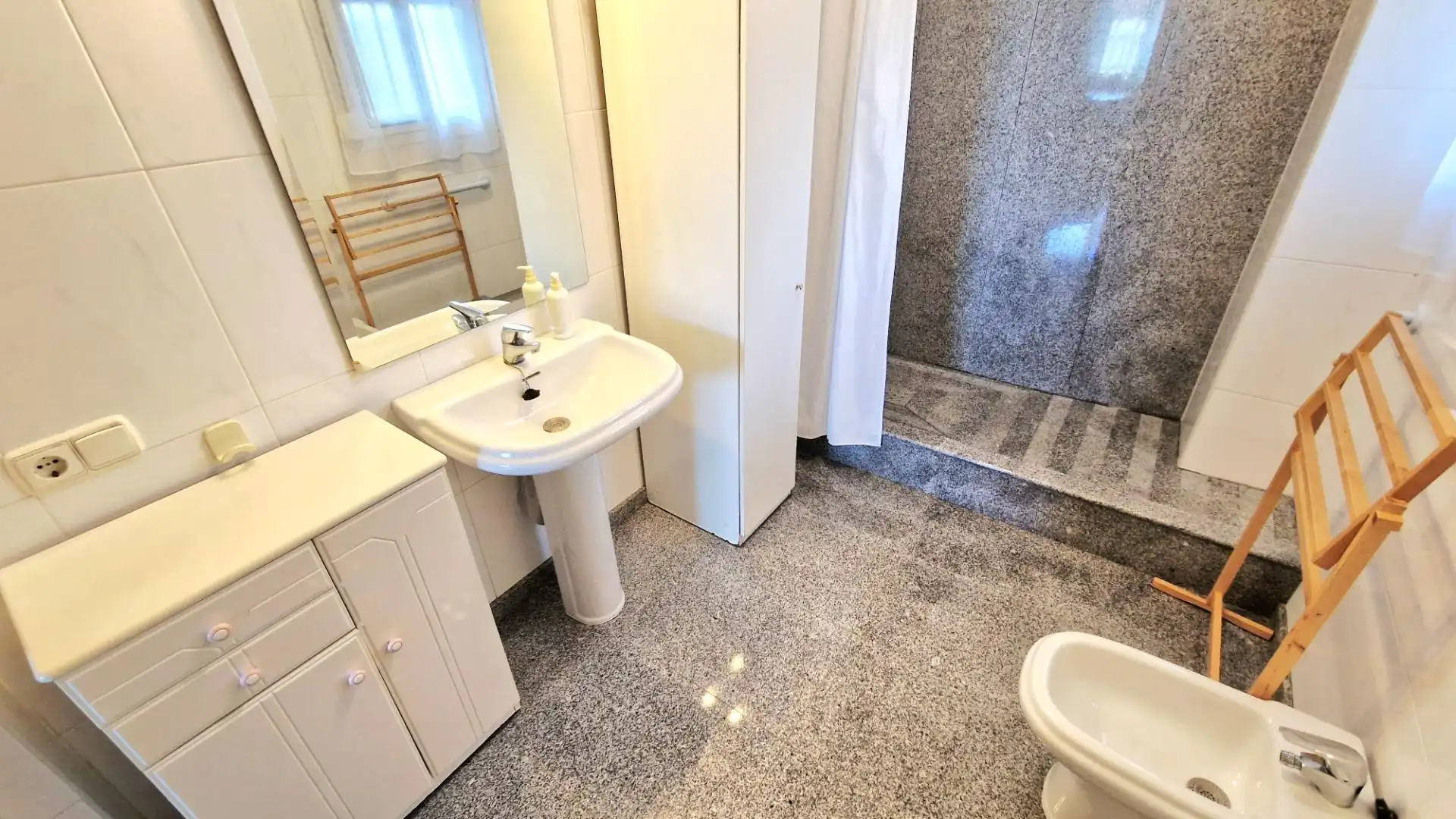 Bany de Casa o xalet en venda en Mijas amb Aire condicionat, Jardí privat i Terrassa