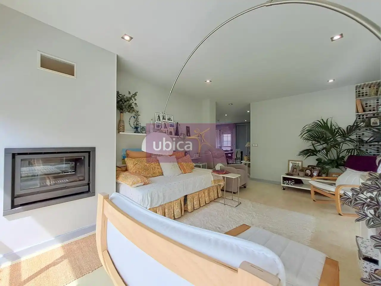 Living room of Houses for sale in Vigo   with Heating, Private garden and Terrace