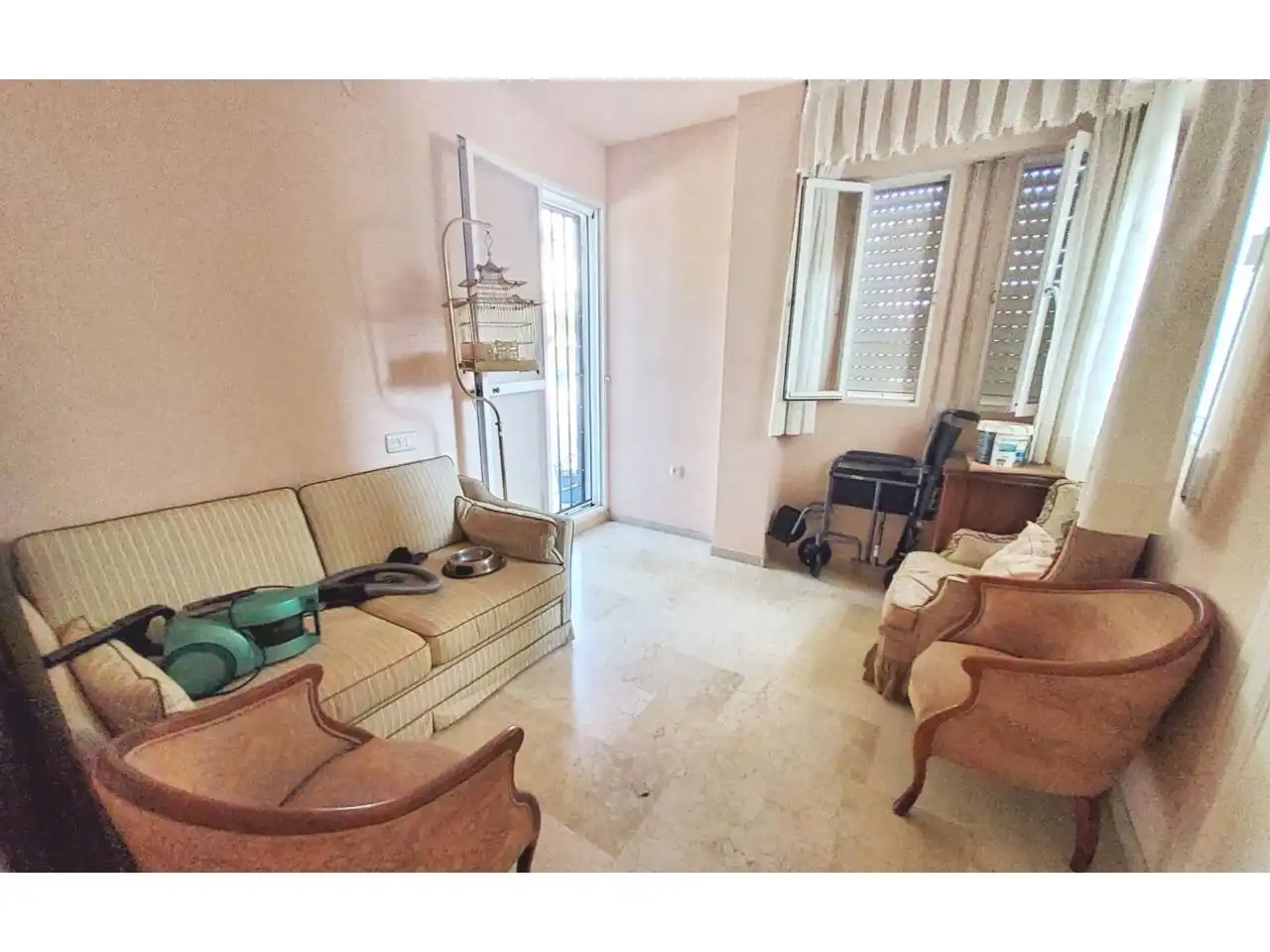 Sala de estar de Casa o chalet en venta en Almuñécar con Aire acondicionado, Jardín privado y Piscina comunitaria
