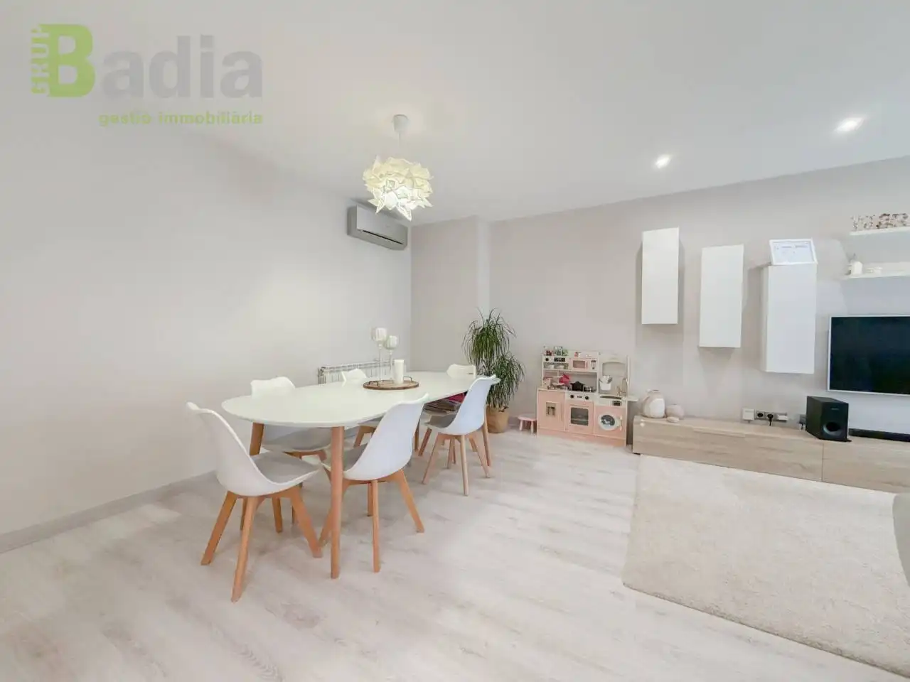 Esszimmer von Maisonette zum Verkauf in Alcarràs mit Klimaanlage, Heizung und Terrasse