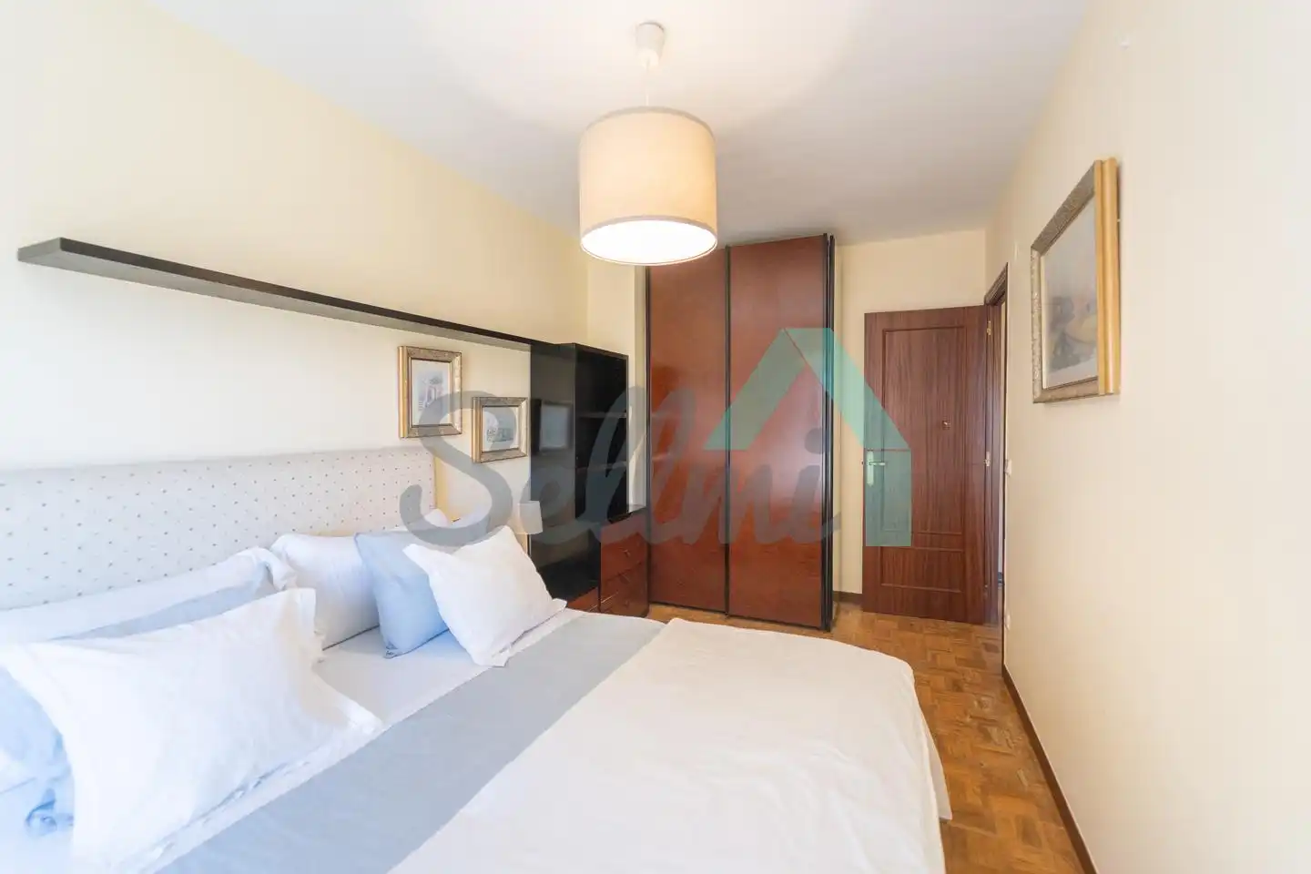 Dúplex en venta en Ramón Menéndez Pidal, Parres