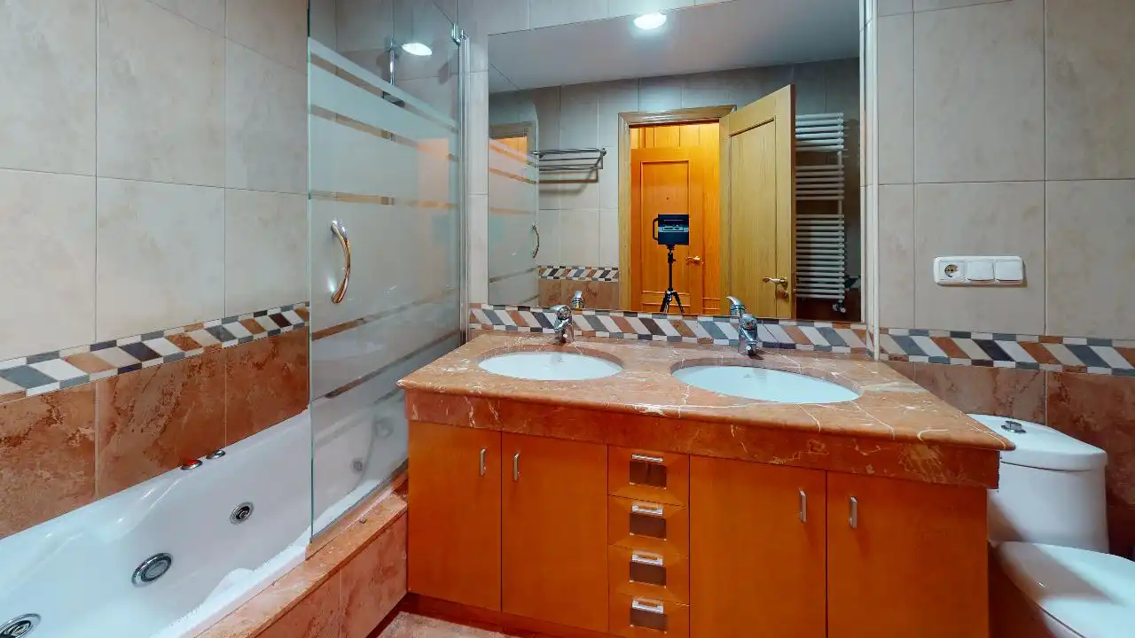 Baño de Piso en venta en La Massana con Calefacción, Parquet y Trastero