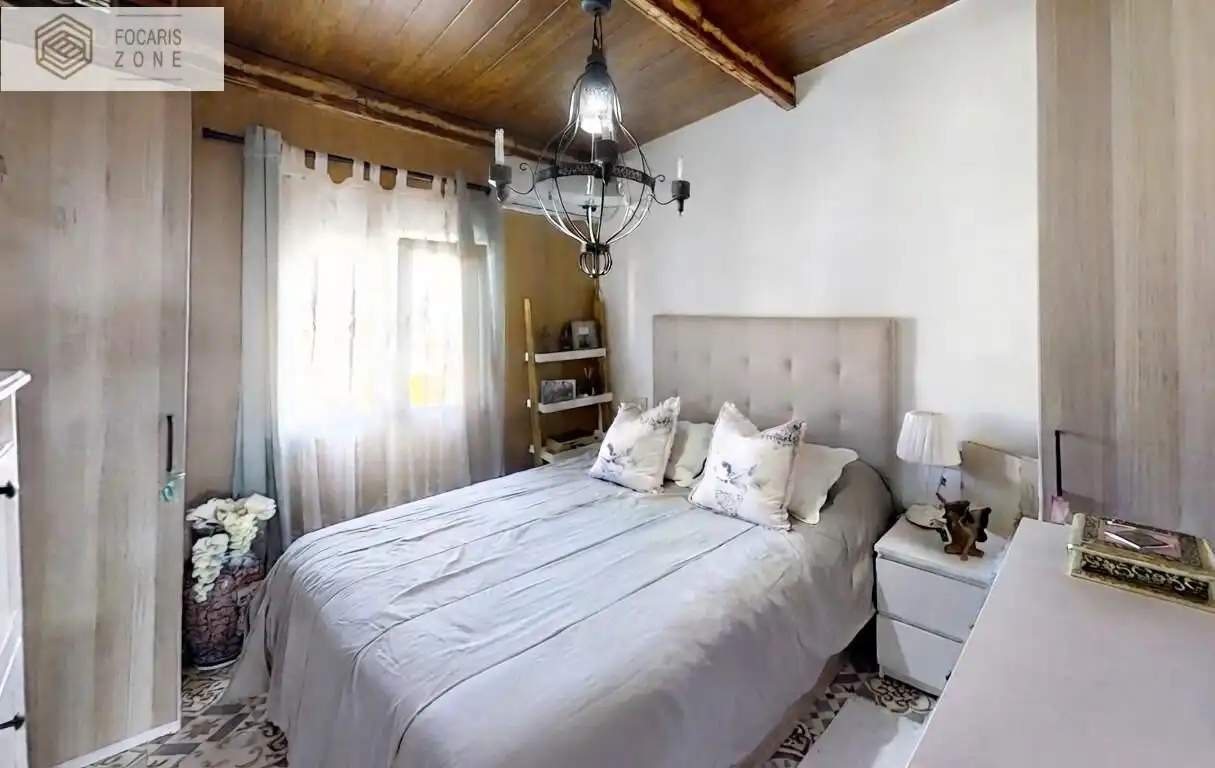Habitación de Dúplex en venta en Málaga con Aire acondicionado, Calefacción y Trastero