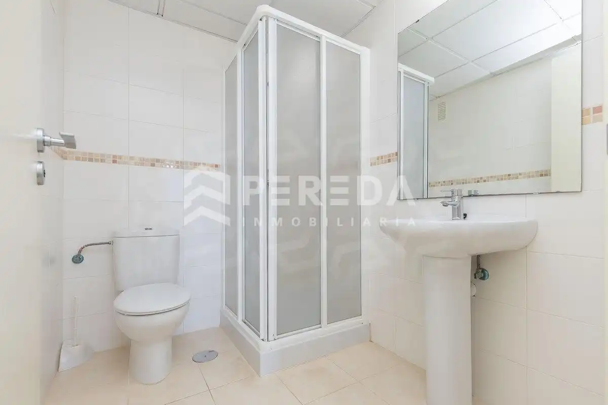 Bathroom of Apartments for sale in Roquetas de Mar  with Air Conditioner, Private garden and Terrace