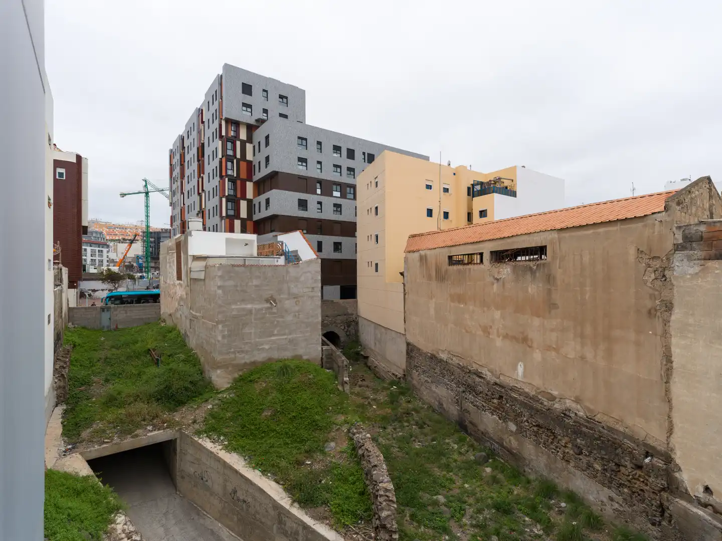 Vista exterior de Piso en venta en Las Palmas de Gran Canaria con Terraza, Trastero y Amueblado
