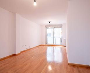 Flat to rent in  Zaragoza Capital  with Air Conditioner, Heating and Terrace