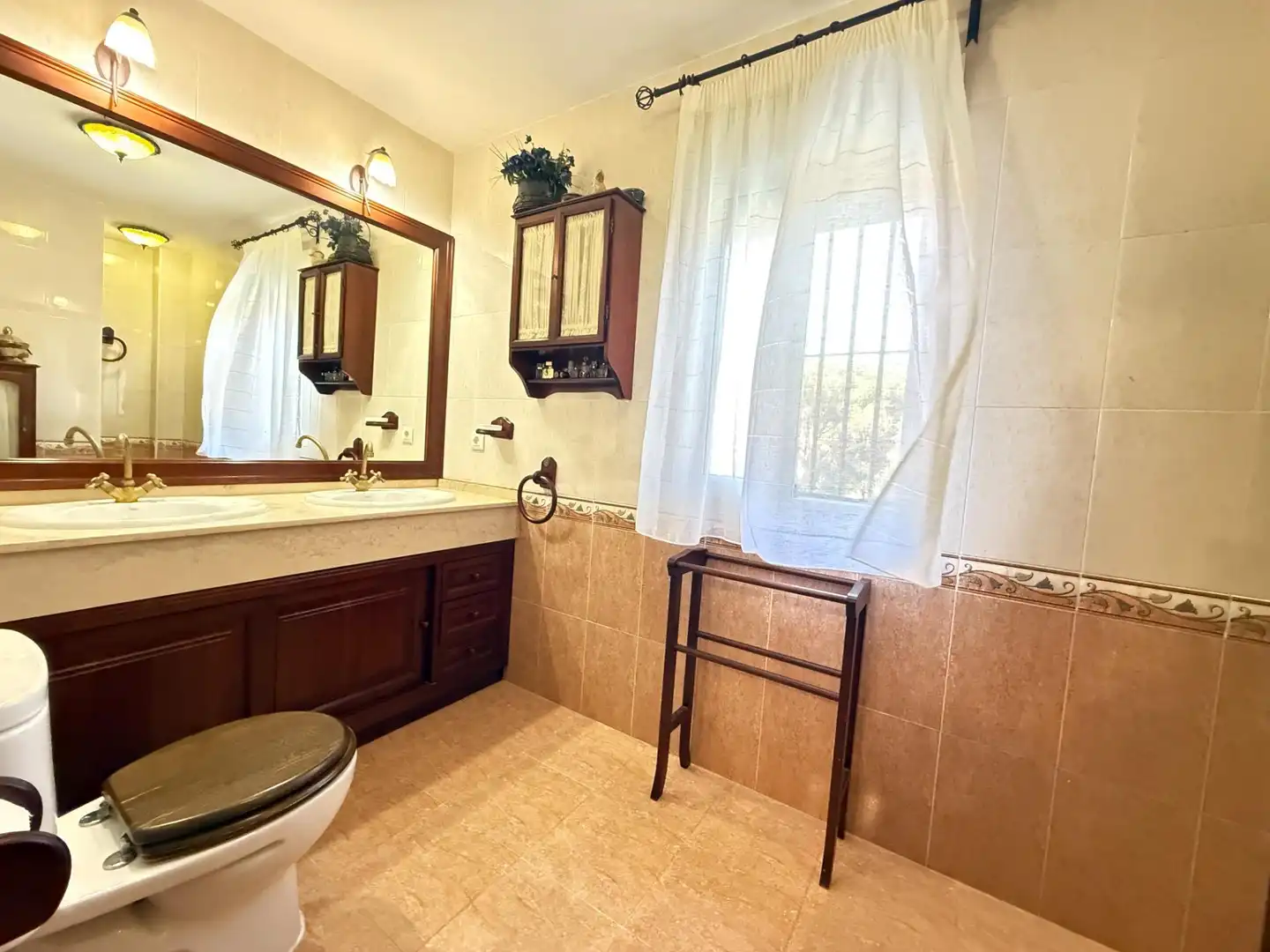 Baño de Casa o chalet en venta en Chiclana de la Frontera con Aire acondicionado, Jardín privado y Terraza