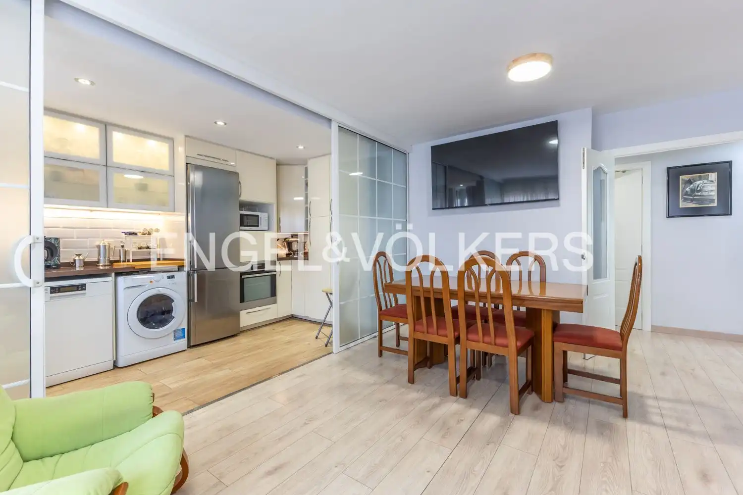 Flat for rent in Valencia  with Air Conditioner and Heating